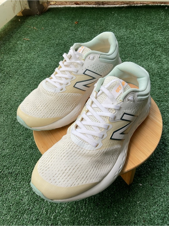 New Balance Shoes - New Balance Fresh Foam 520 v1 Women’s Size 8.5 White Mint Running Sneakers